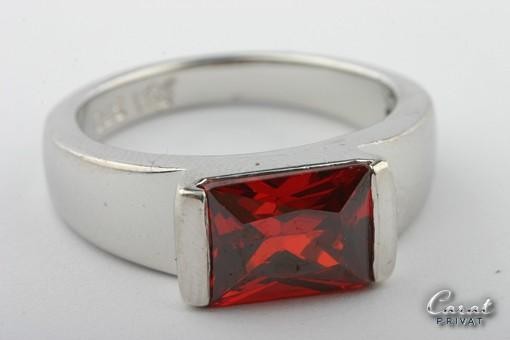 Silberring in 925 Silber Ring mit rotem Edelstein Unikat neuwertig Größe Gr53