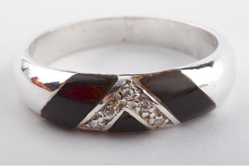 Ring in 925 er Sterling Silber mit Onyx und Zirkonia Größe 61