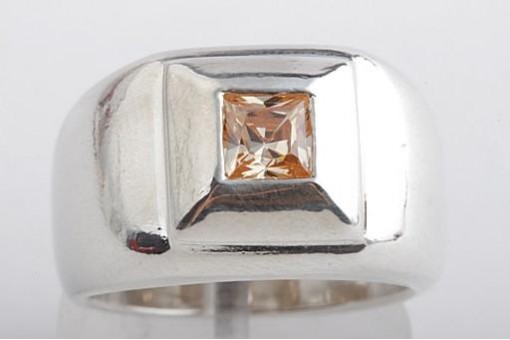 Ring 925 Sterling Silber mit orangen synth. Stein