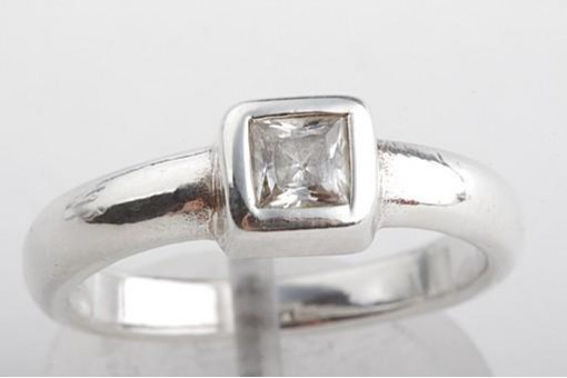  Ring in 925er Sterling Silber mit Zirkonia Ringgröße 53