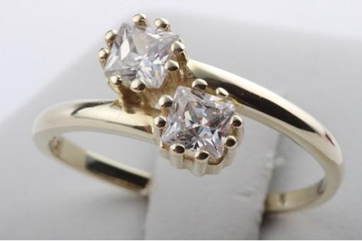 Ring Goldring in aus 333 er Gelbgold mit Zirkonia Zirkoniaringe Goldringe 56