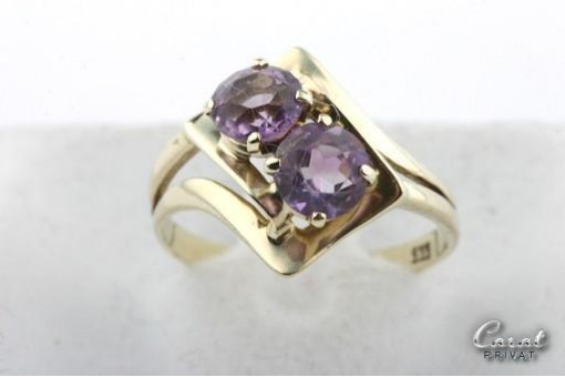 Ring in aus 333 er Gold Gelbgold mit Amethyst Amethysten Amethystringe Gr 53