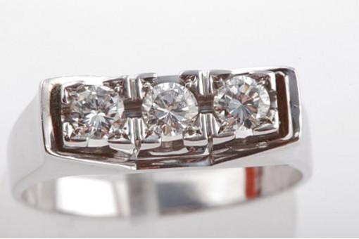 Drei Steine Diamant Brillant Ring 750 kt. Weißgold