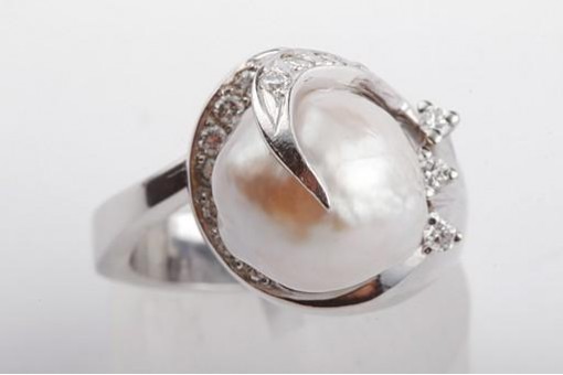 Perlen Ring mit Süßwasser 10mm Brillanten 0,27ct
