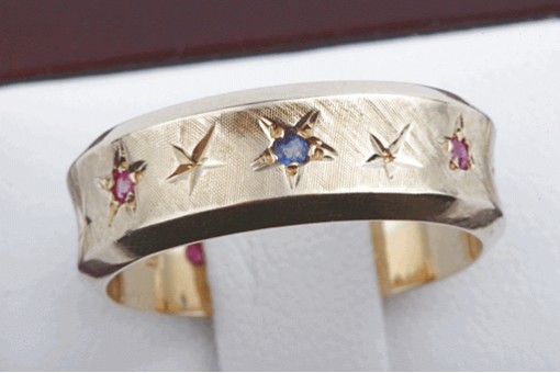 Schöner Ring 585 14K Gelb Gold mit Brillant Diamant Rubin Spahir