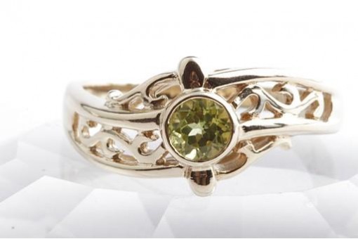 Peridot Ring 375 9K Gelb Gold Gr. 62