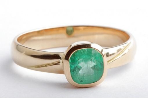 Smaragd Ring 0,84ct 750 18K Gelb Gold Gr. 56
