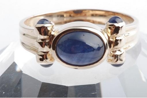 Saphir Ring Cabochon 1,85ct in aus 585 er 14K Gelbgold Gr. 57 7,9x5,7mm