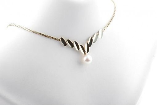 Perlen Collier Kette Akoya 8,5mm Länge 43 cm 333 8kt Gelb Gold Top!