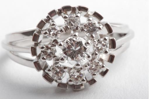 Brillant Diamant Ring 0,65ct 750 18K Wei&szlig; Gold Gr. 54 