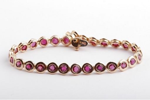 Rubin Armband 9,08ct Rubine von Hofjuwelier Wilm 750 18K Gelbgold