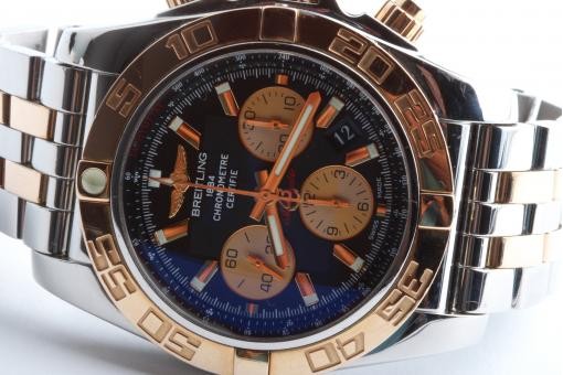 Breitling Chronomat 44 CB011012/B968 Stahl Gold B+P v.2016 