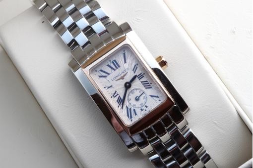 Longines Dolce Vita Damenuhr Quarz Stahl Gold v. 2021 Ref. L51555