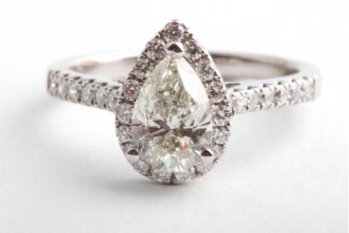 Tropfen Diamant Ring 750 18K Wei&szlig; Gold mit Brillanten Gr. 50