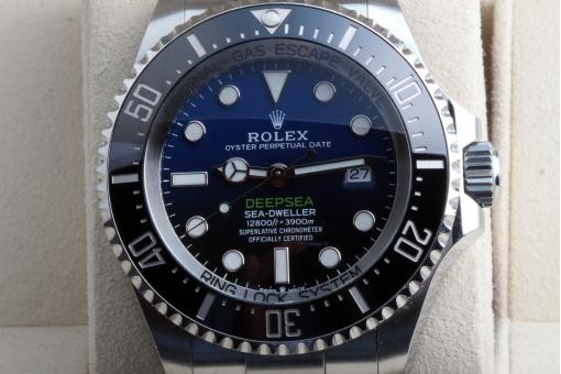 Rolex Sea-Dweller DeepSea Ref. 126660 "James Cameron" 44m Full-Set v.2021